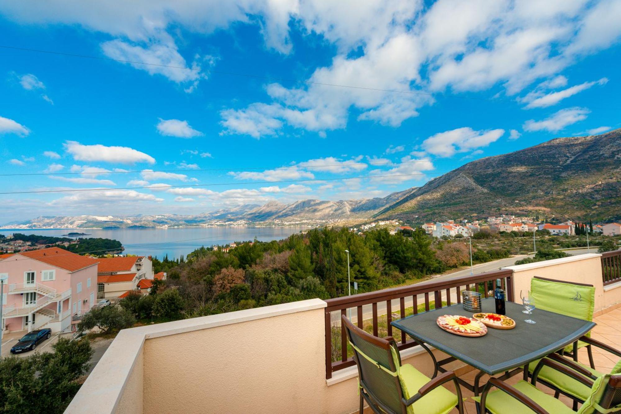 Ferienwohnung Penthouse With Panoramic View Cavtat Exterior foto